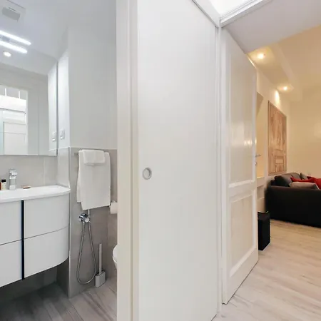 Domus Monami Apartment *